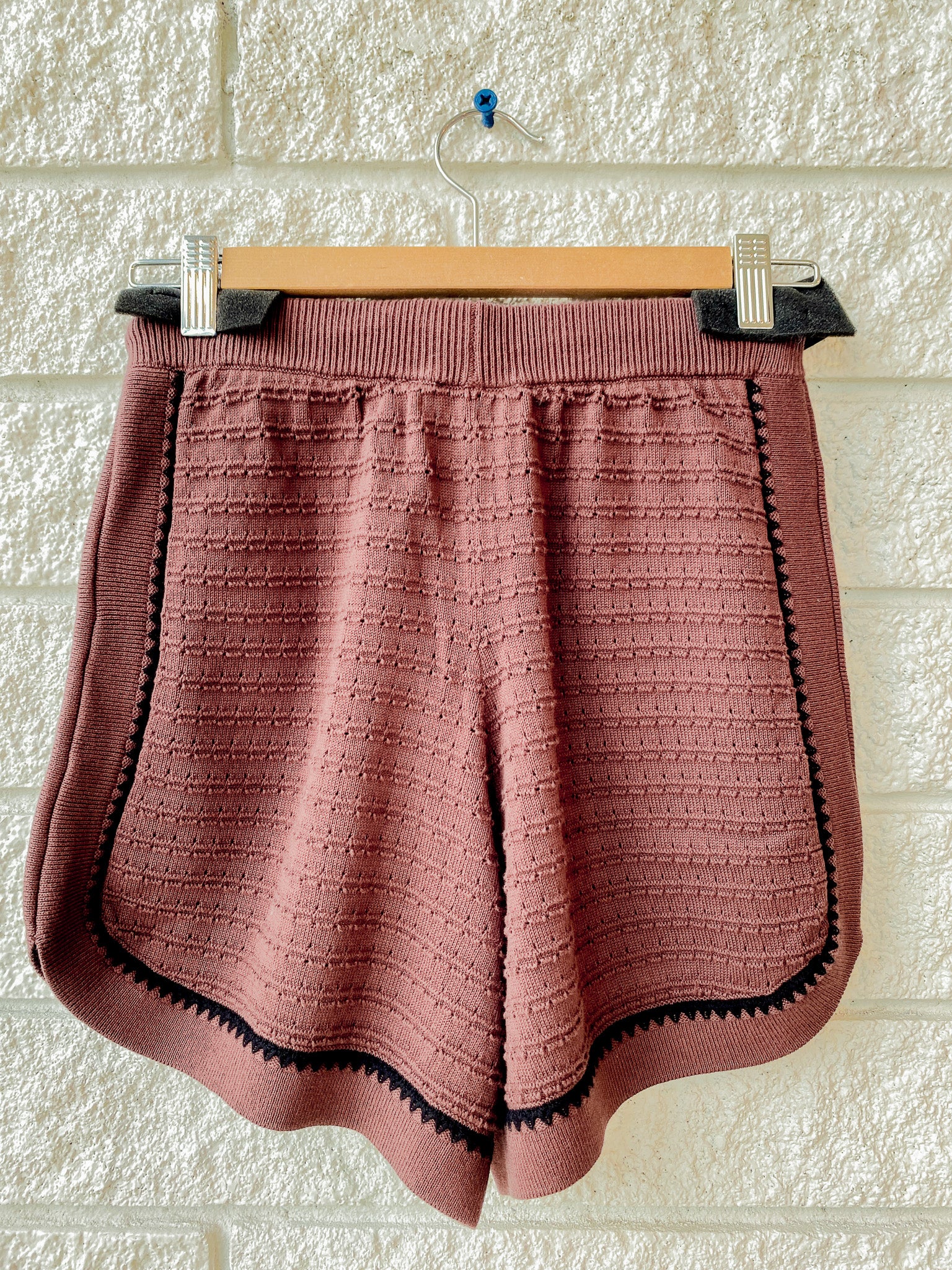 Morden Knit Short