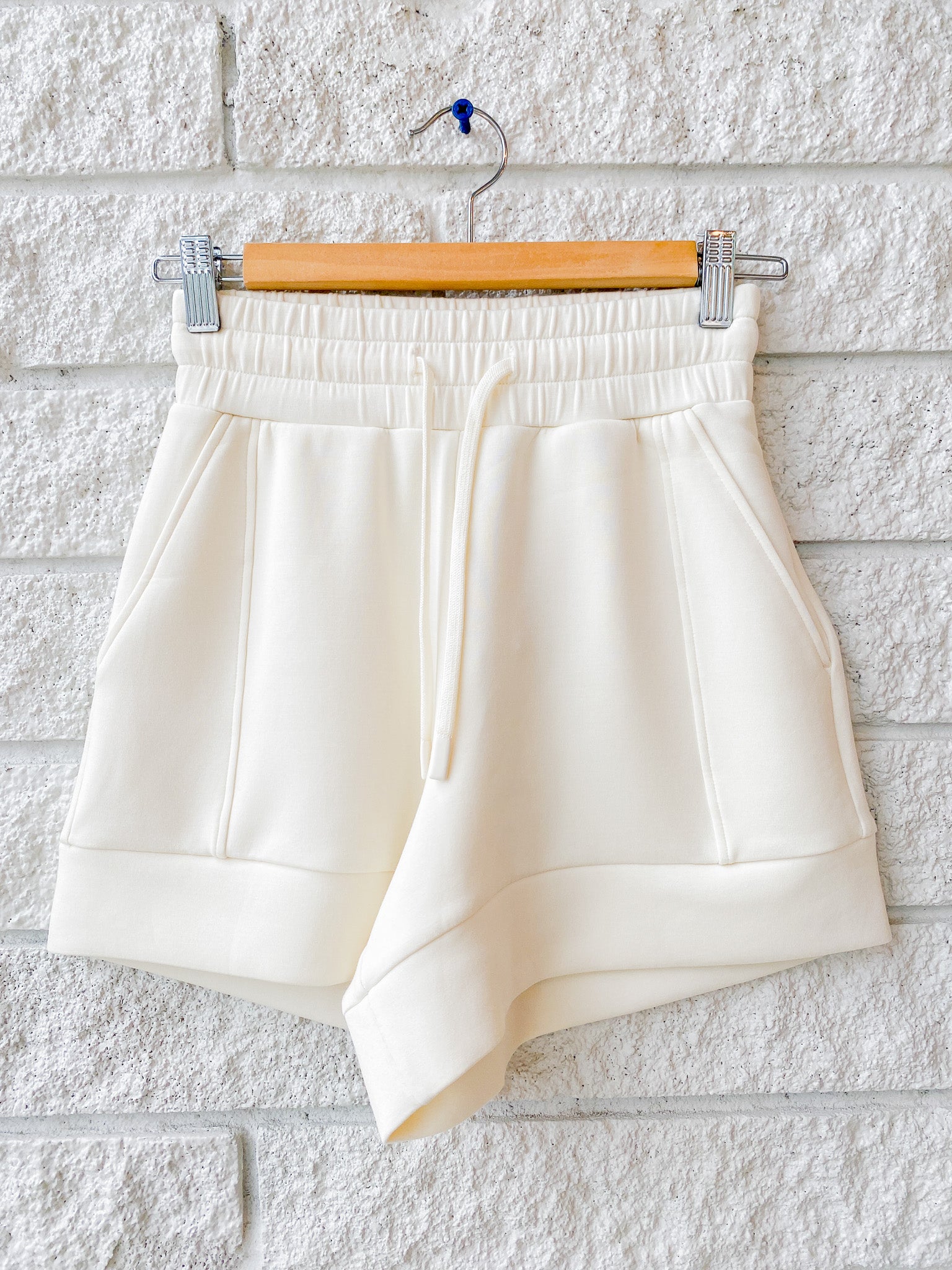 Atrium High Rise Short 4.5