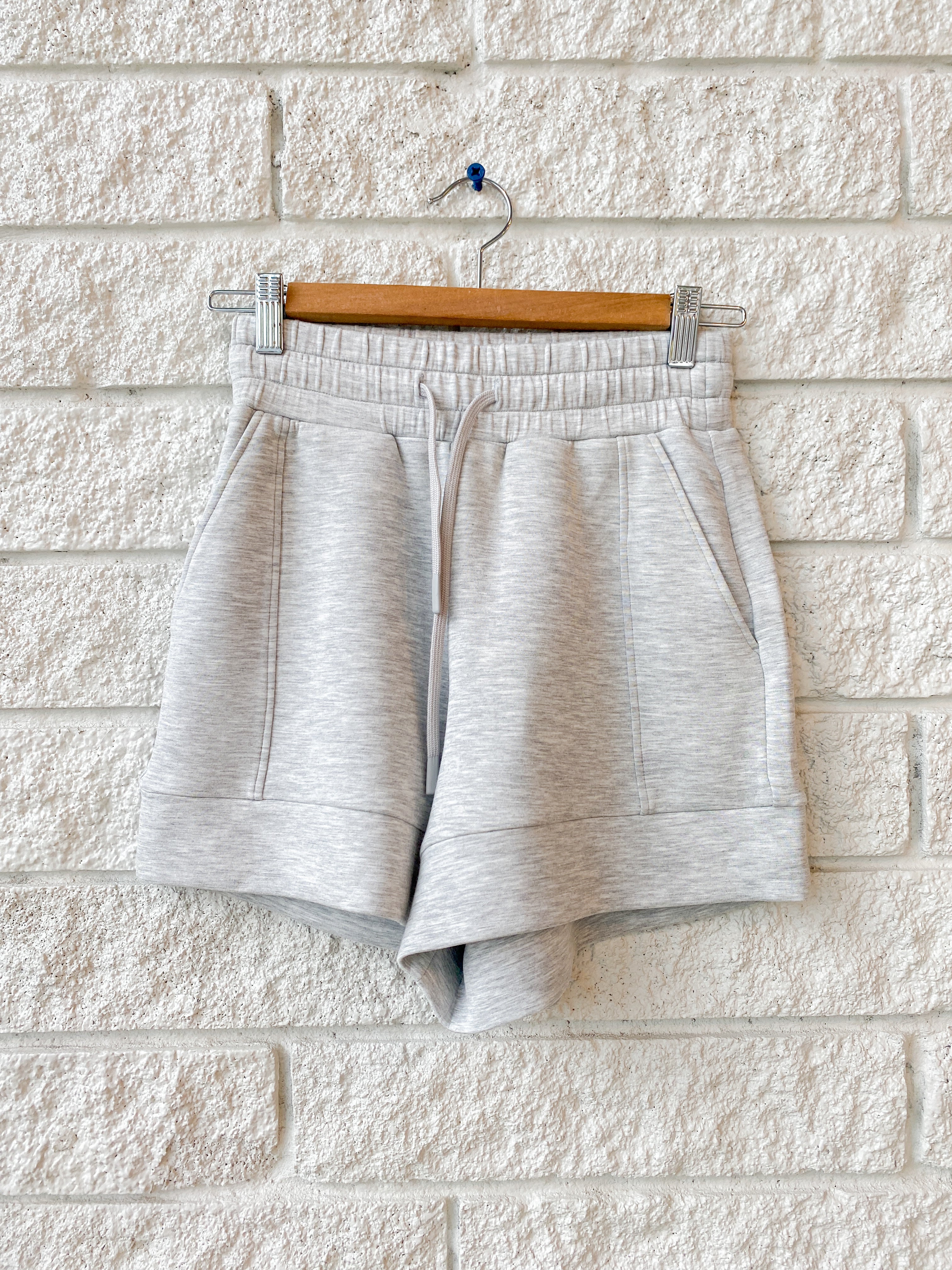Atrium High Rise Short 4.5