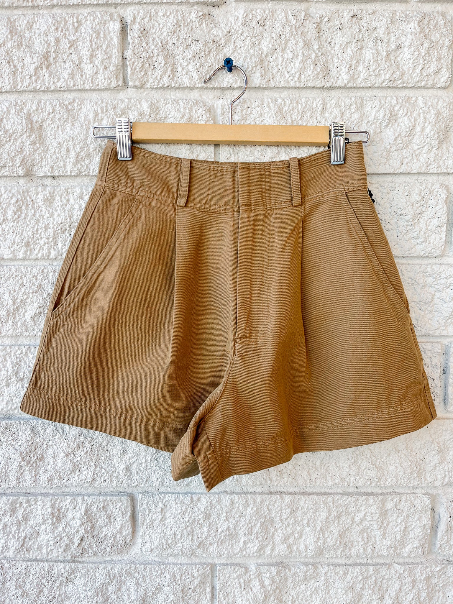 Short Bari Short