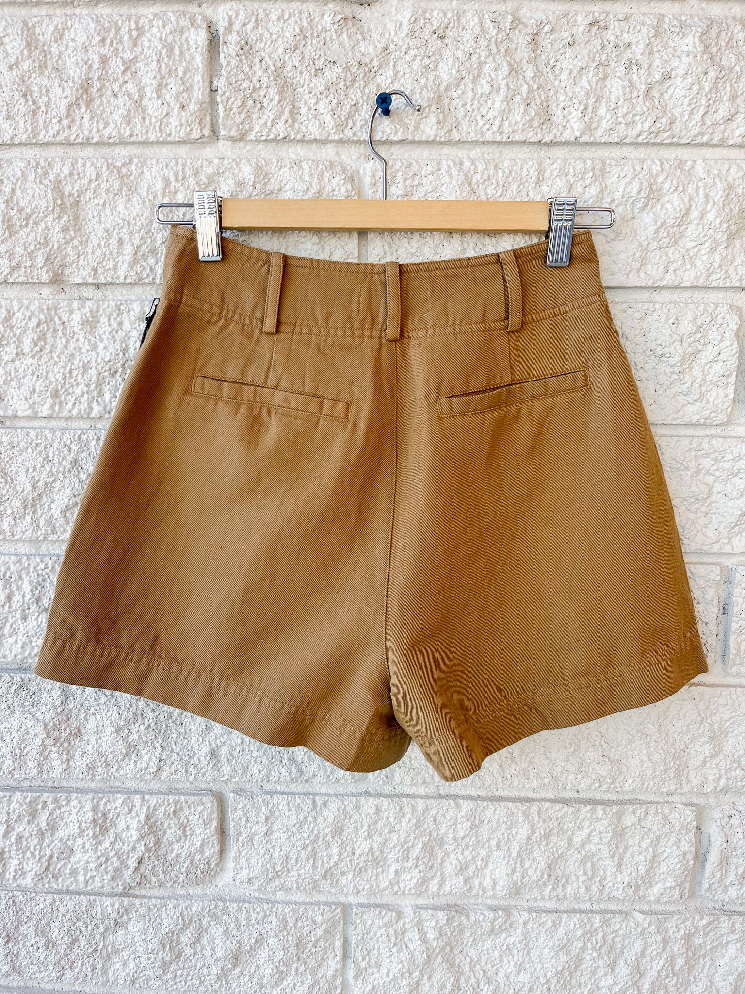 Short Bari Short