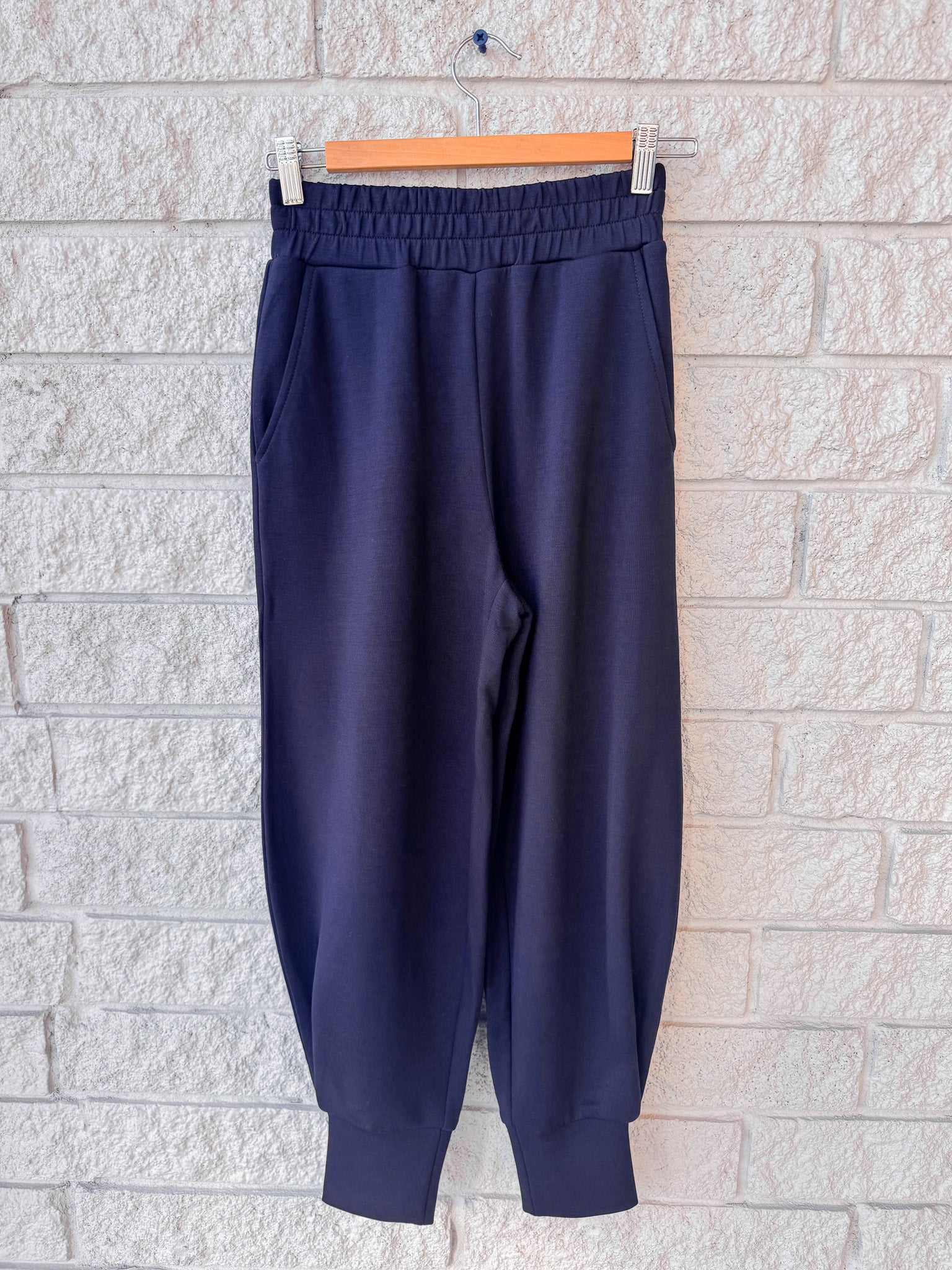 The Relaxed Pant 25