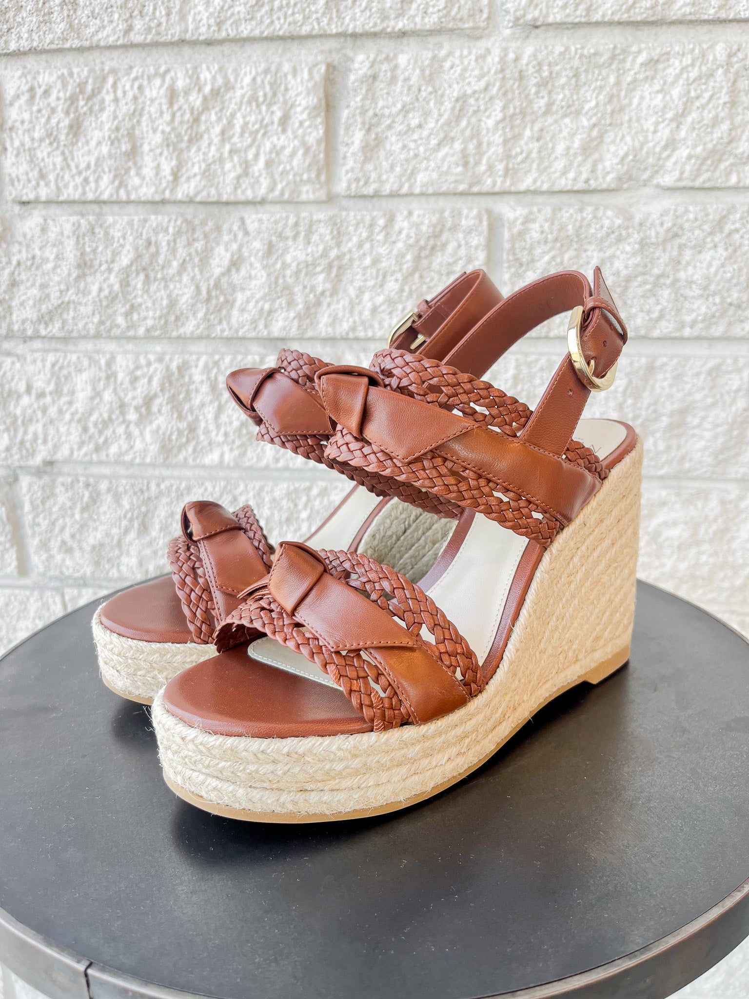 Clarita Tresse Wedge