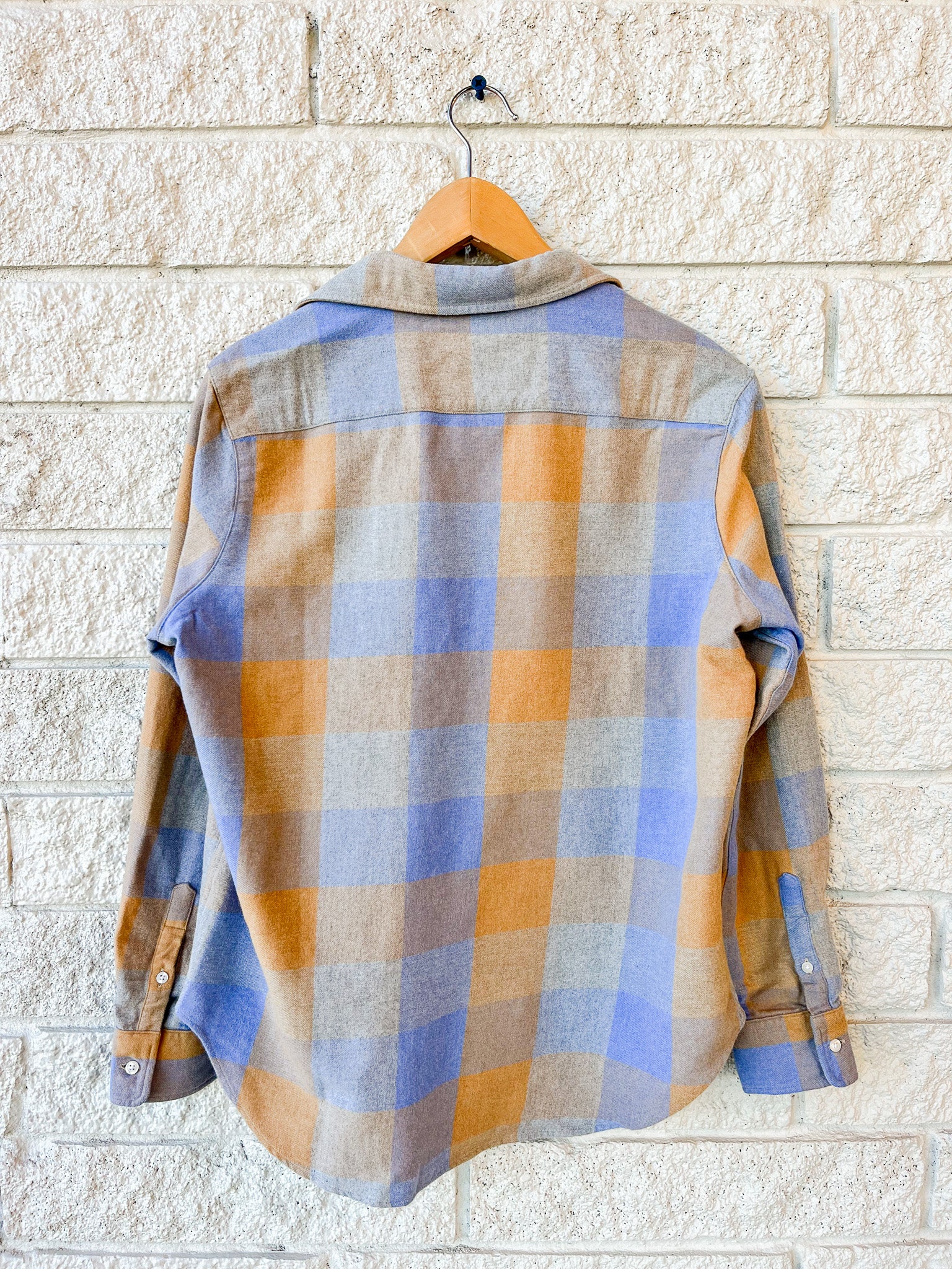 Relaxed Button-up Shirt