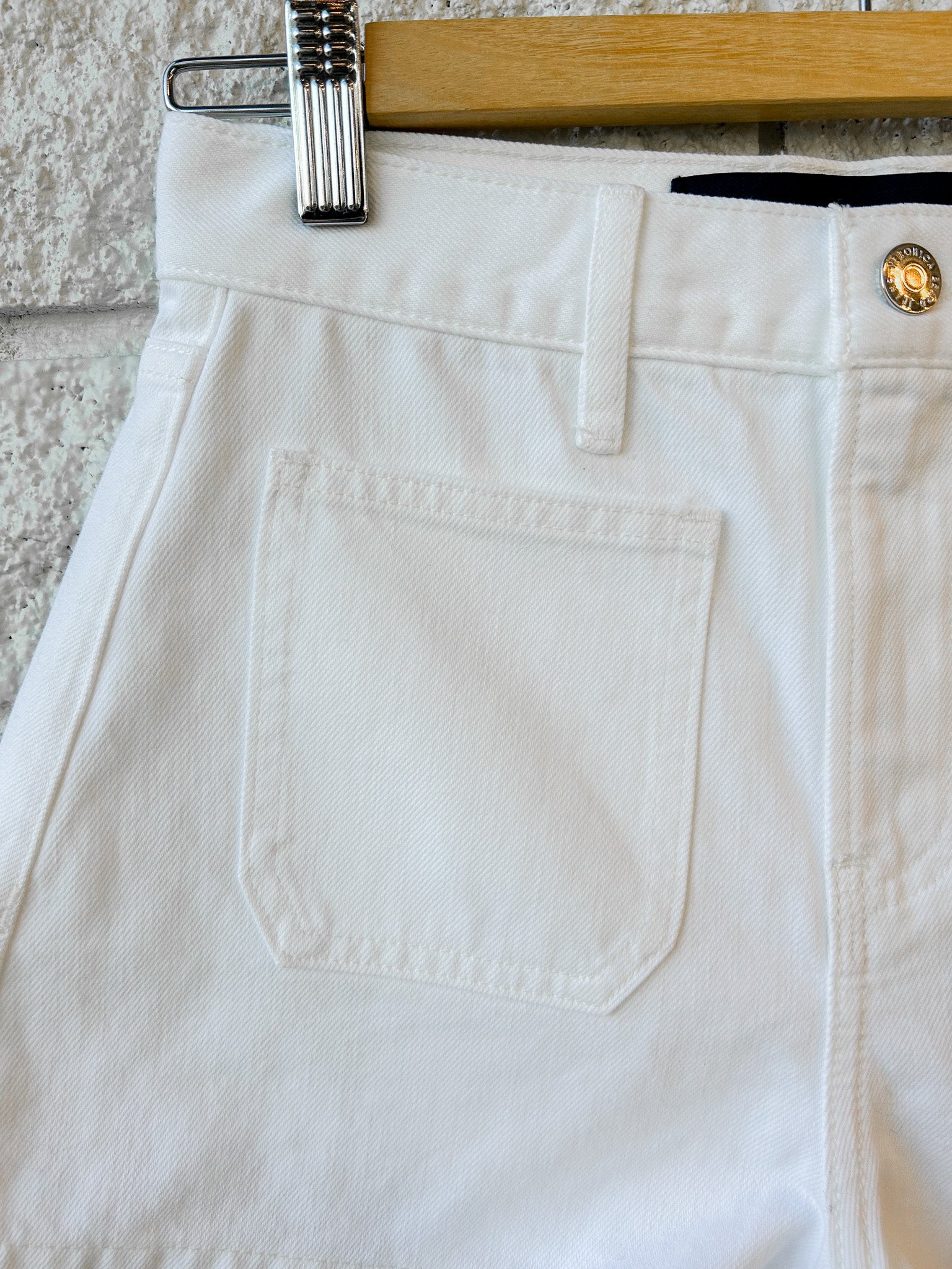 Timmi Short w/ Patch Pockets