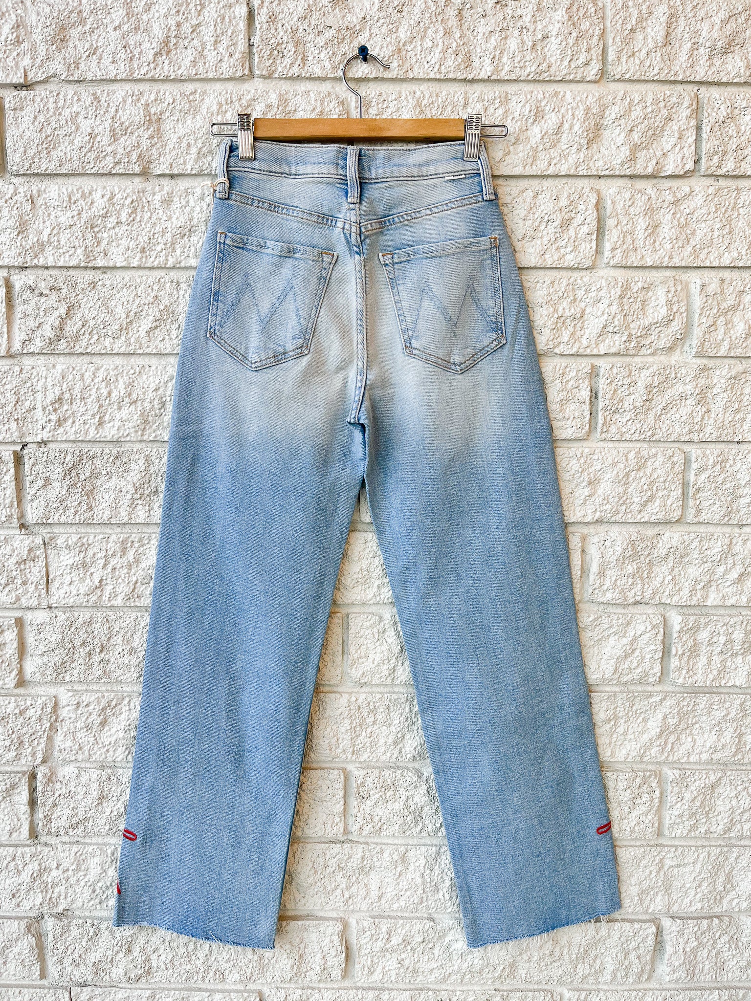 The Rambler Zip Slice Hover Fray