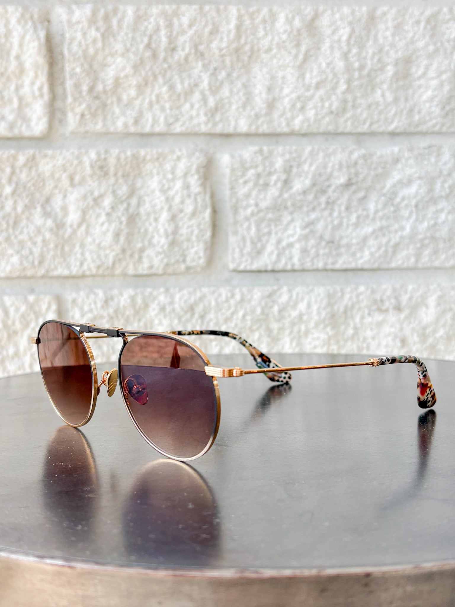 Rampart Fold | 18k Matte Black Fade + Poppy Noir