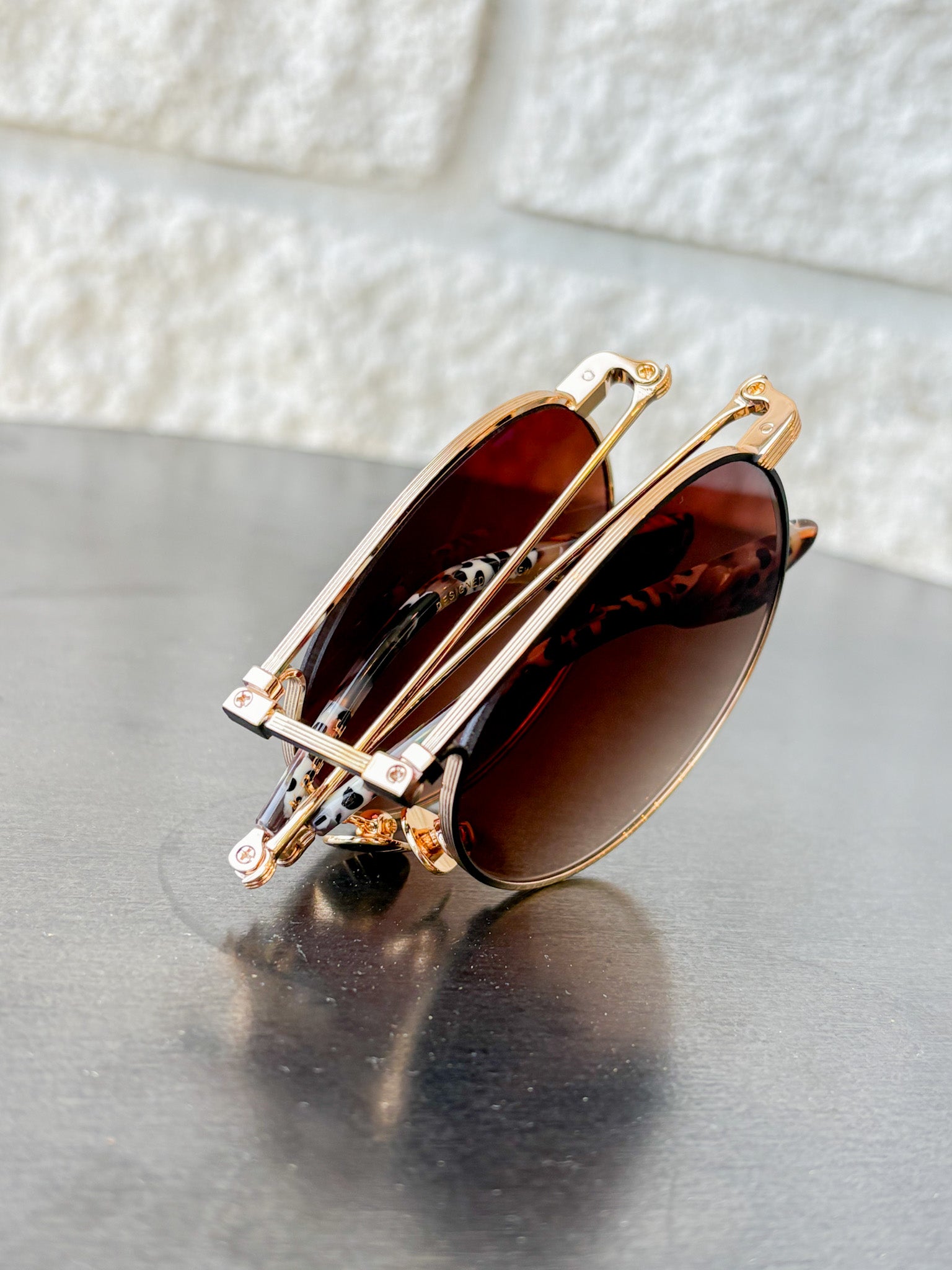 Rampart Fold | 18k Matte Black Fade + Poppy Noir