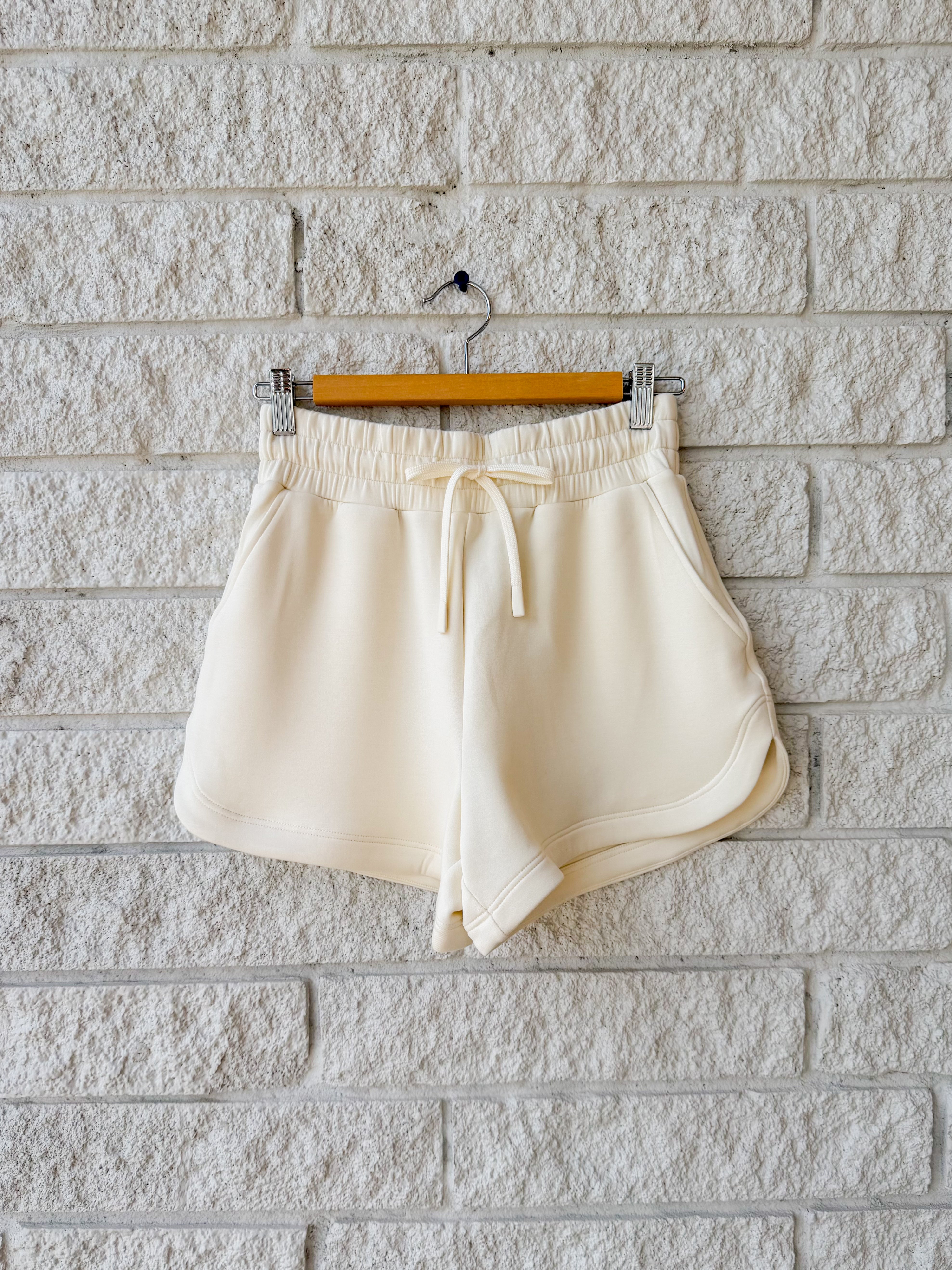 Coulter High Rise Short 3.5