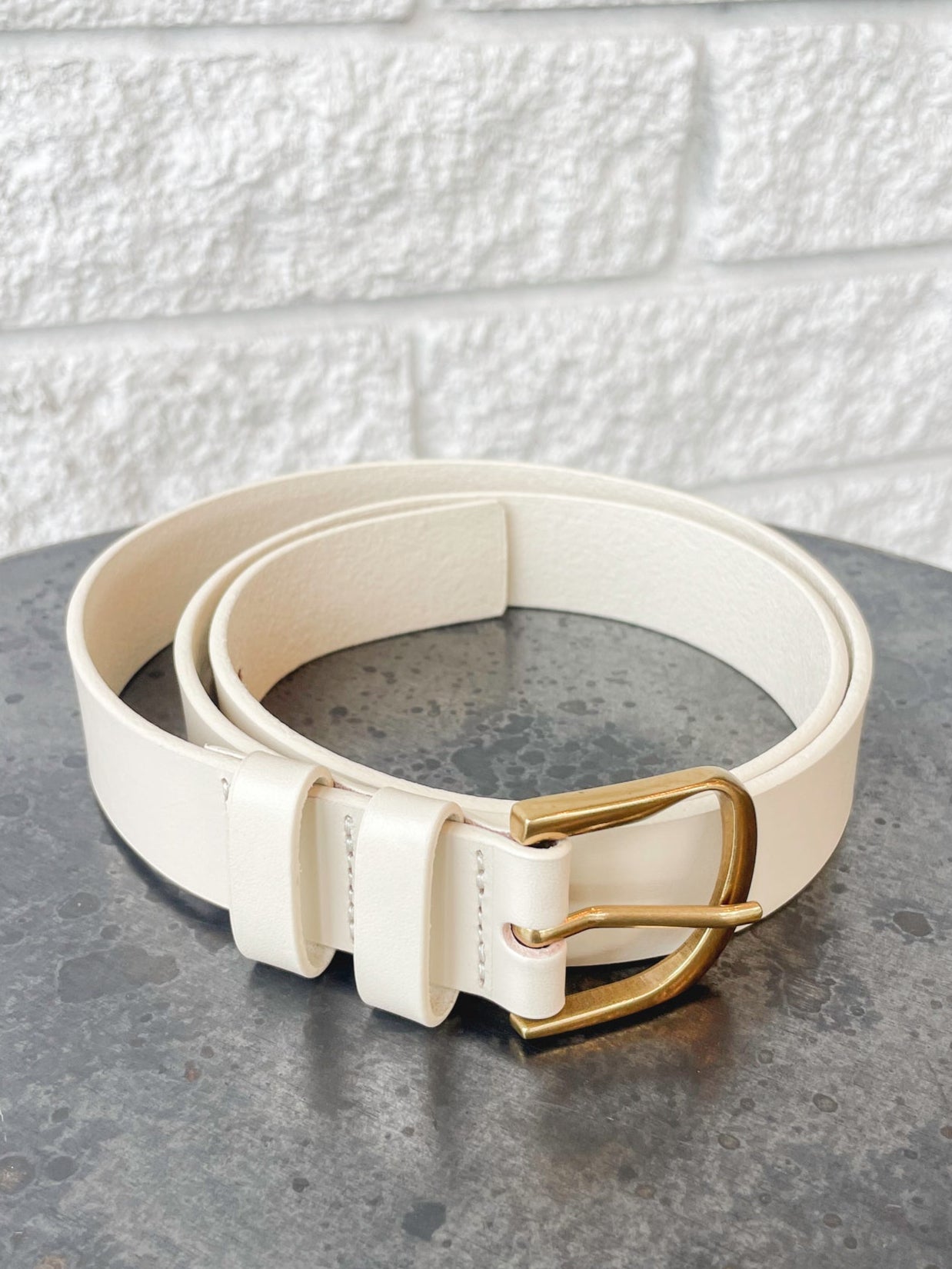 Twist Buckle Belt