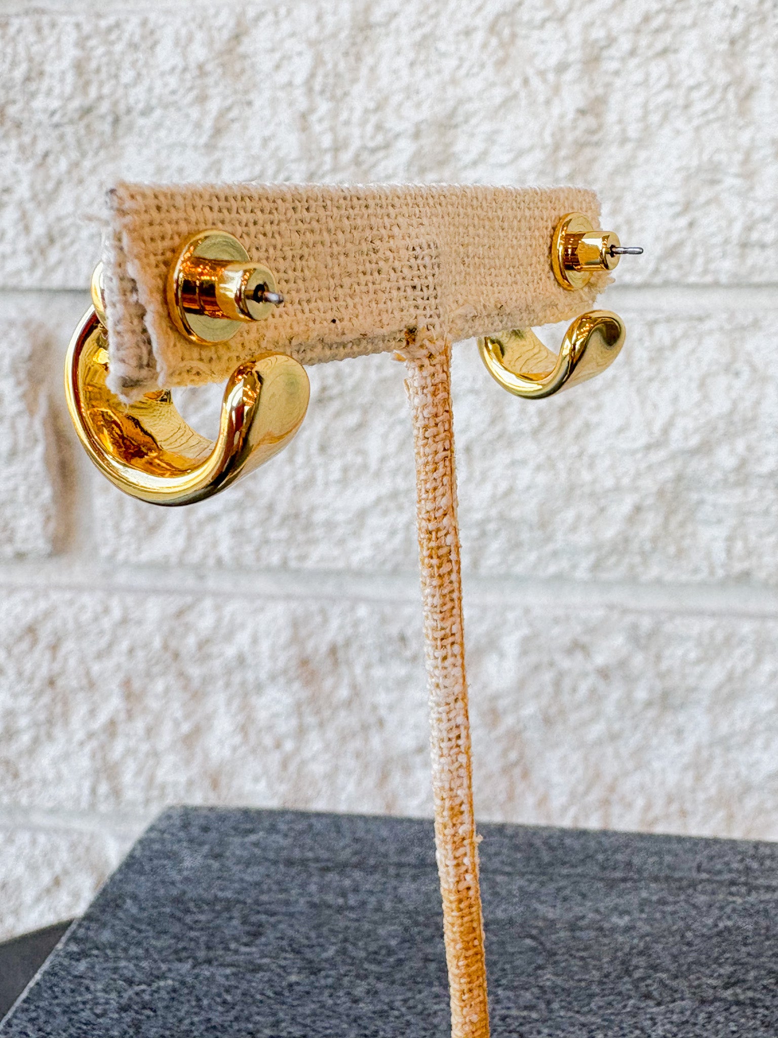 Aurelia Hoops Small