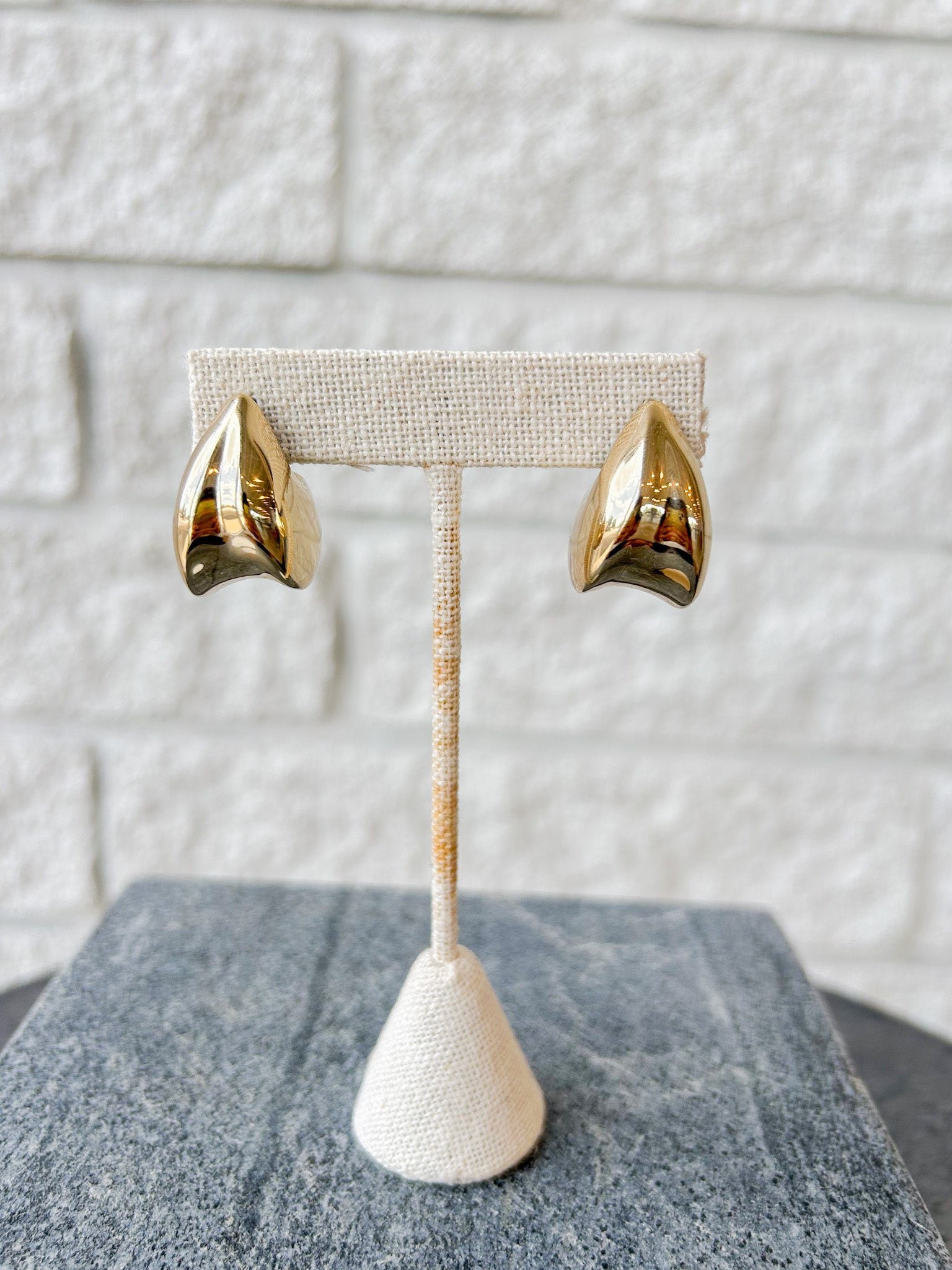 Nouveaux Puff Earrings