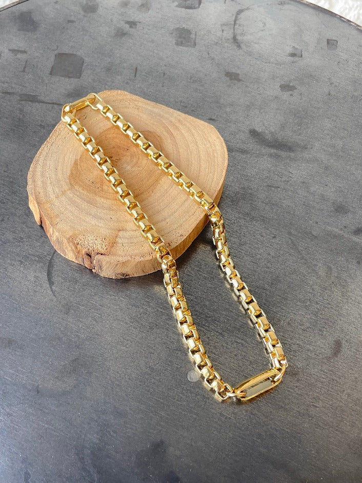 Lella Necklace