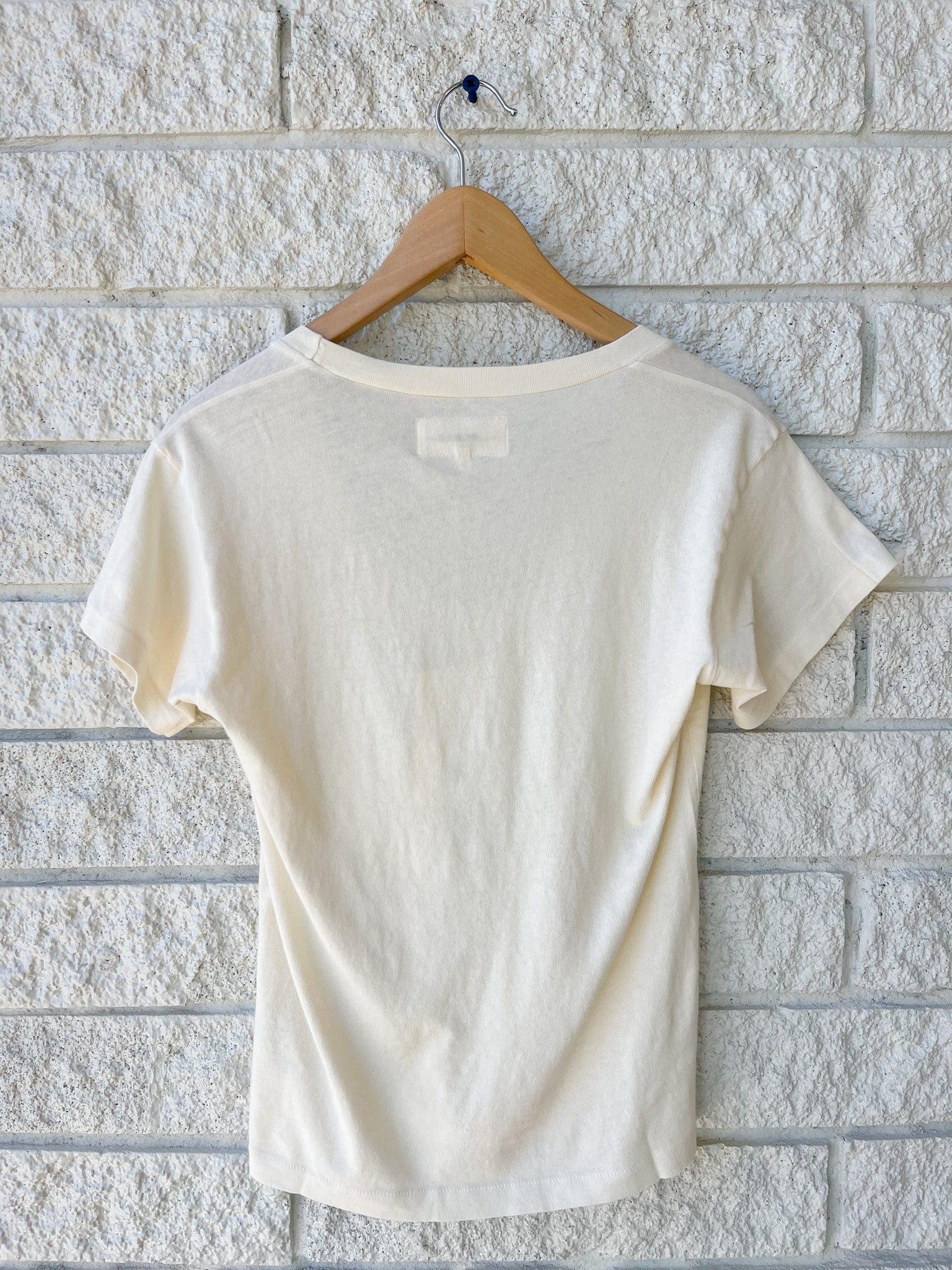 The Slim U Neck Tee in White Washed