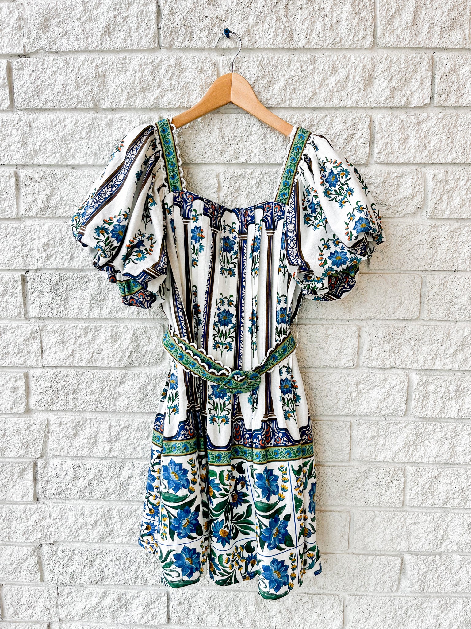 Manoela Off-White Short Sleeves Belt Mini Dress