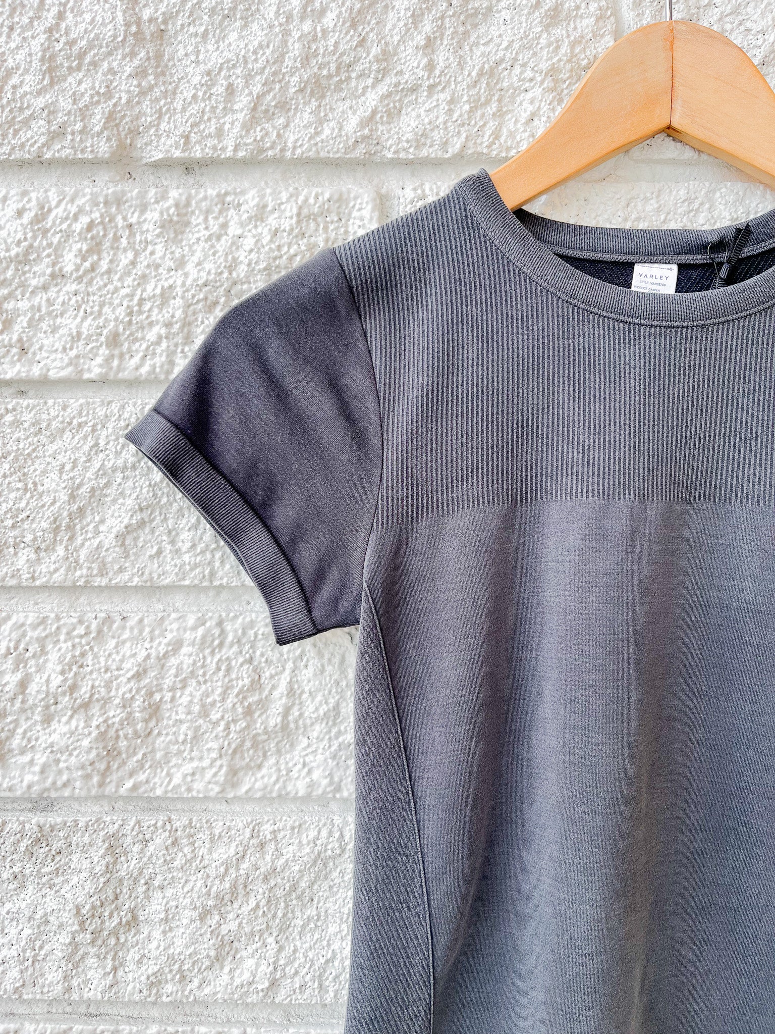 Casper Seamless Tee