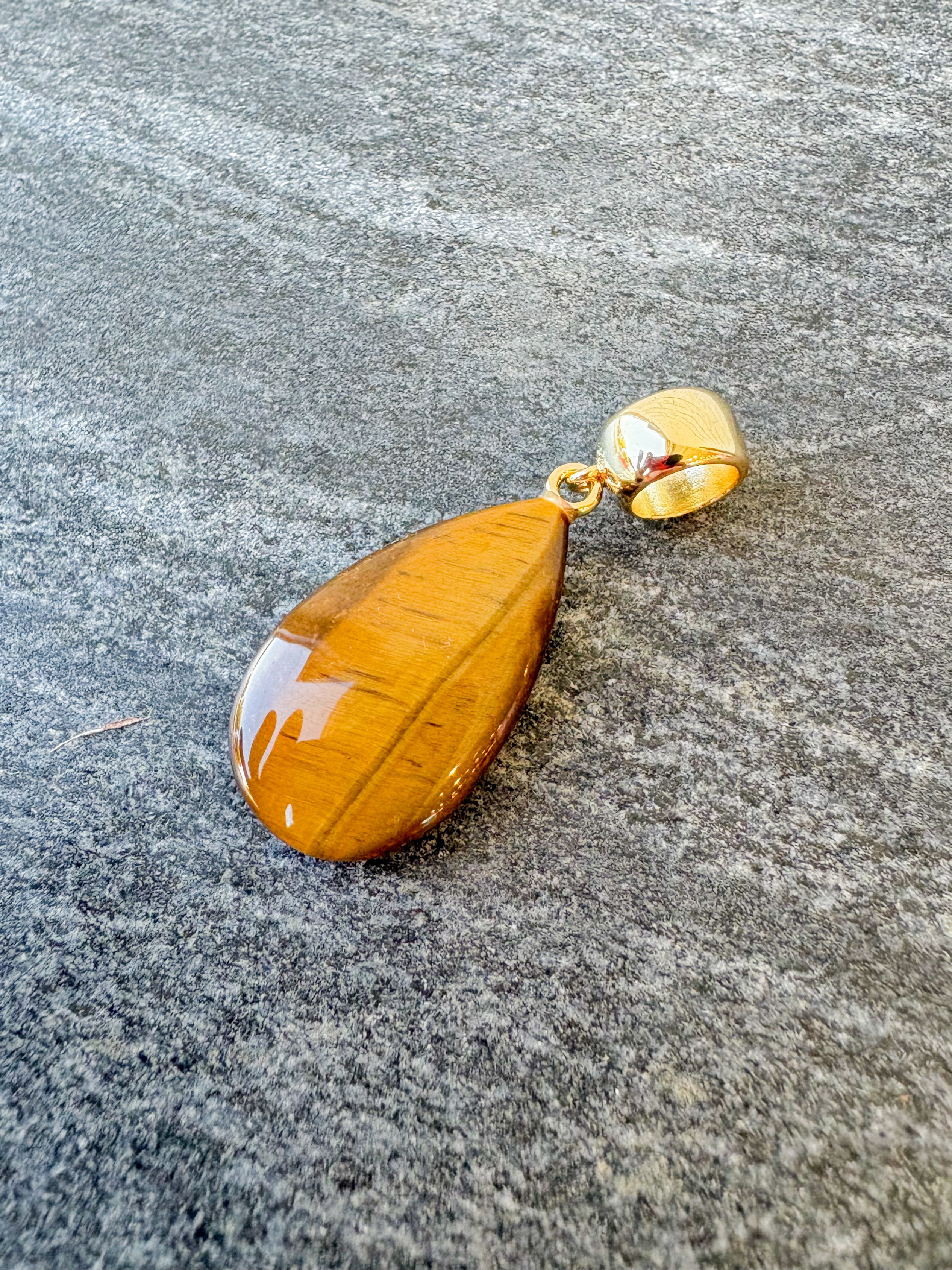 Bardot Tigers Eye Bail Charm