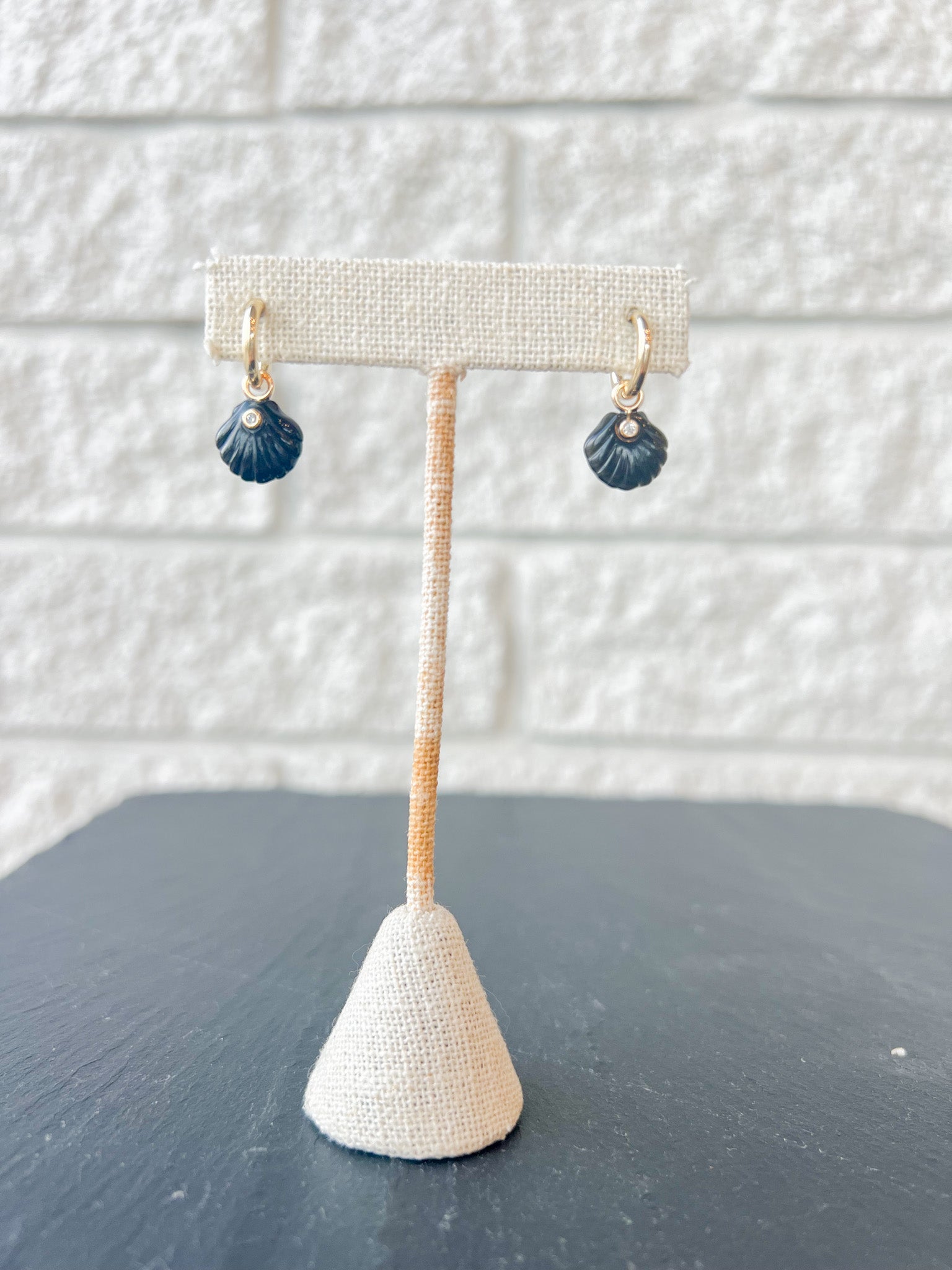 Coquille Onyx Hoop Earrings