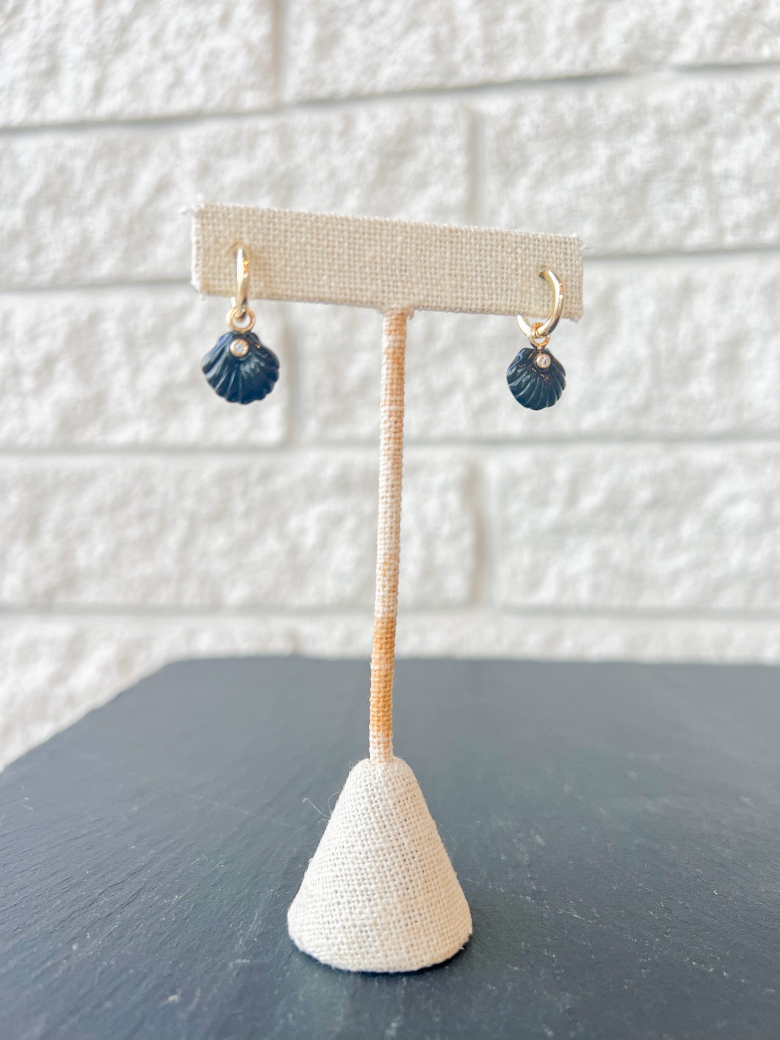 Coquille Onyx Hoop Earrings