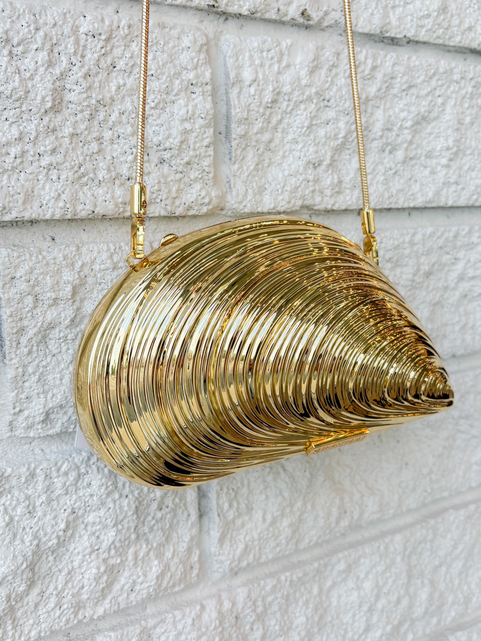 Bridget Metal Oyster Shell Clutch