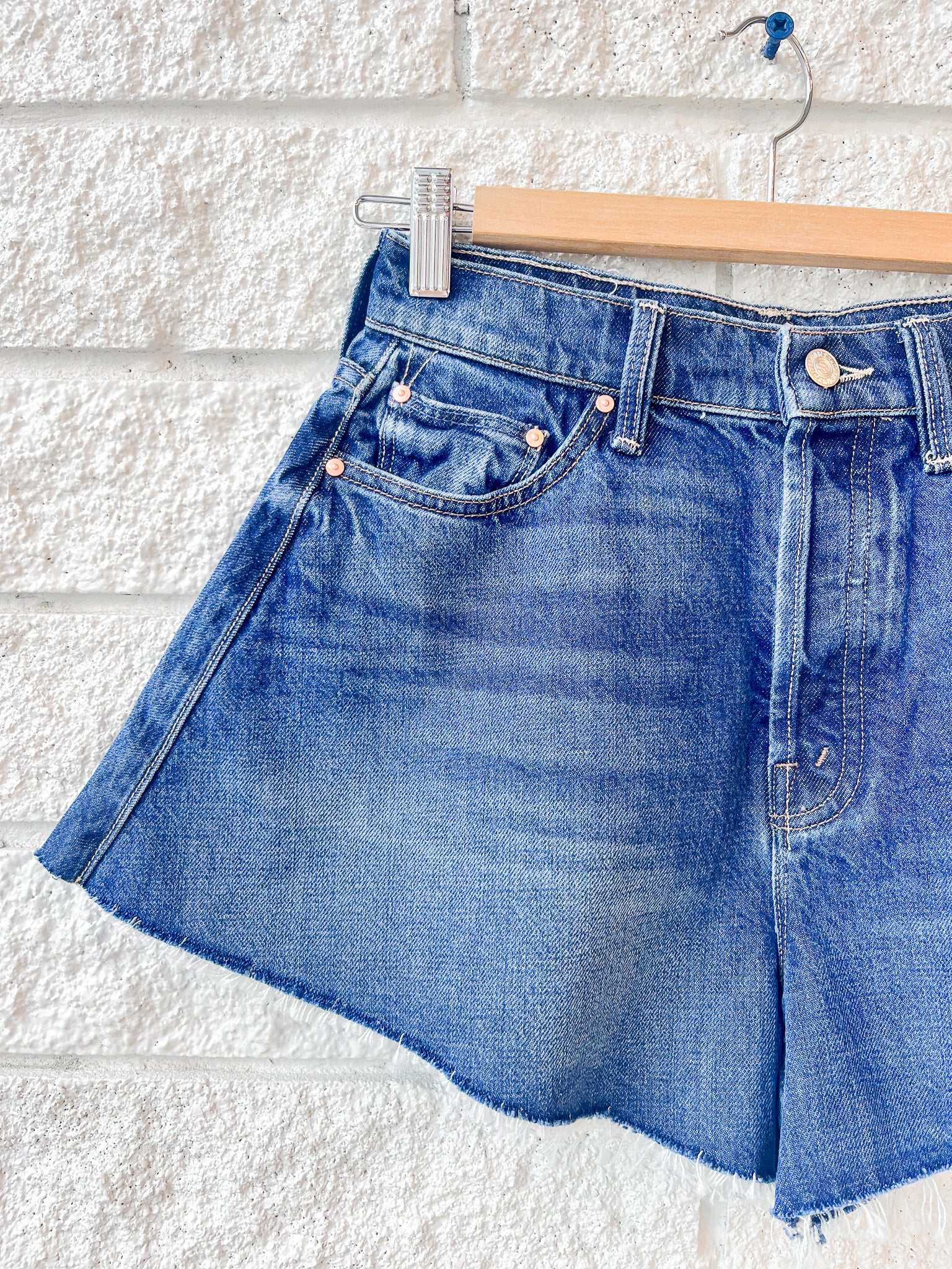 The Flutter Short Fray
