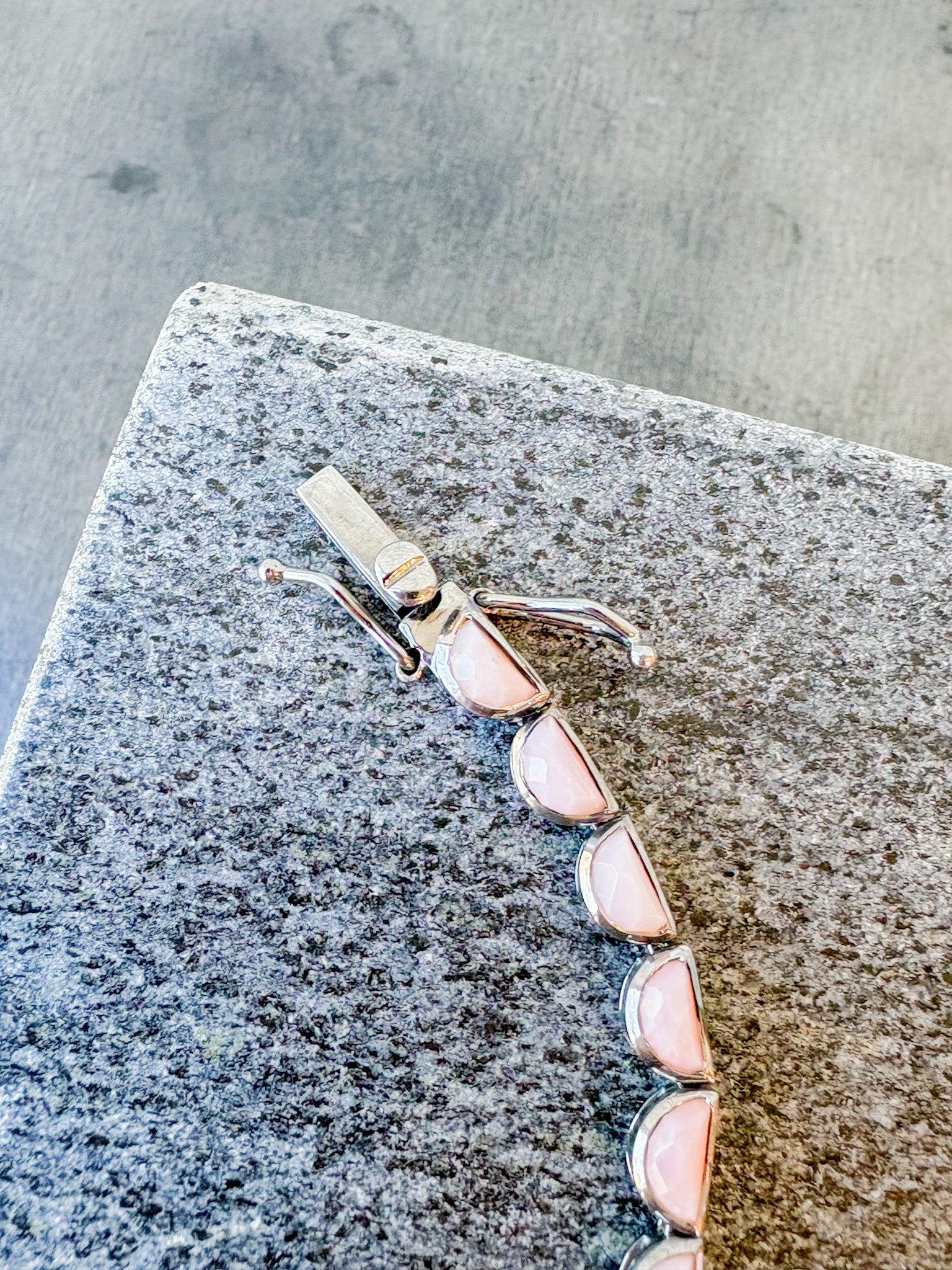 Scallop Tennis Bracelet