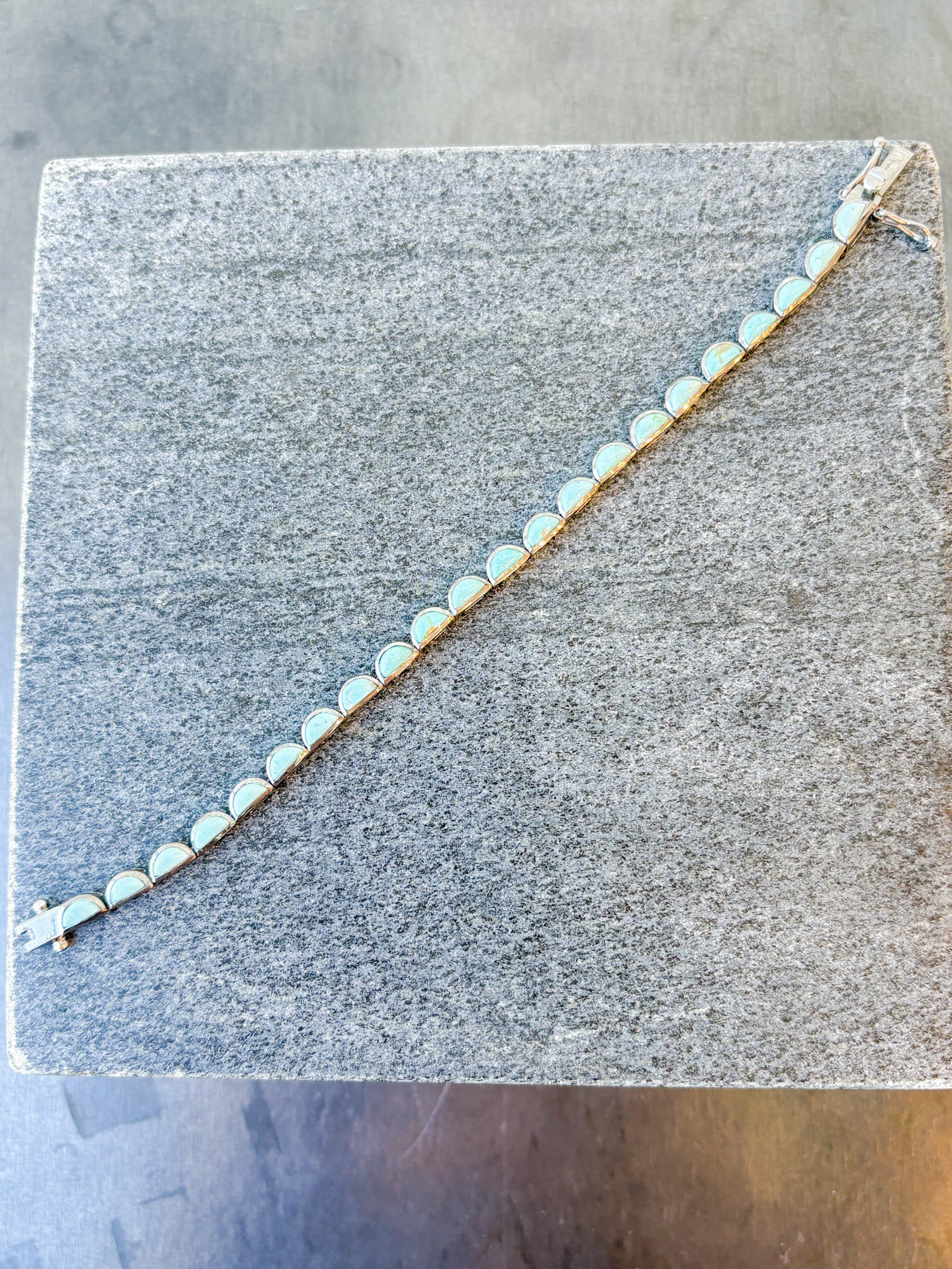 Scallop Tennis Bracelet