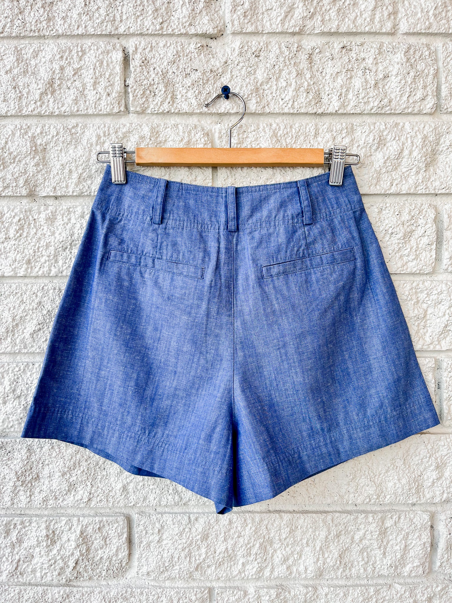 Short Bari Short