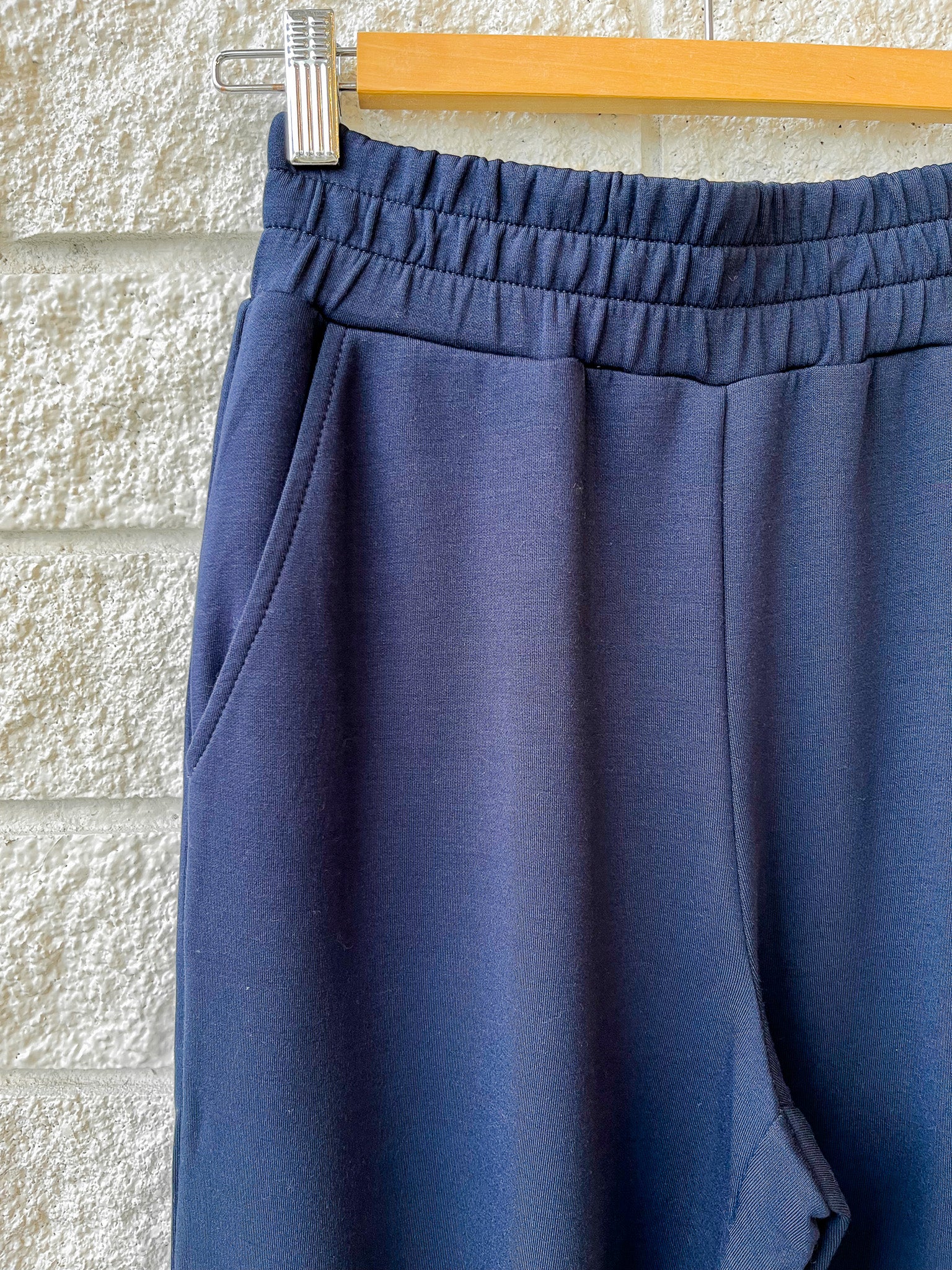 The Relaxed Pant 25