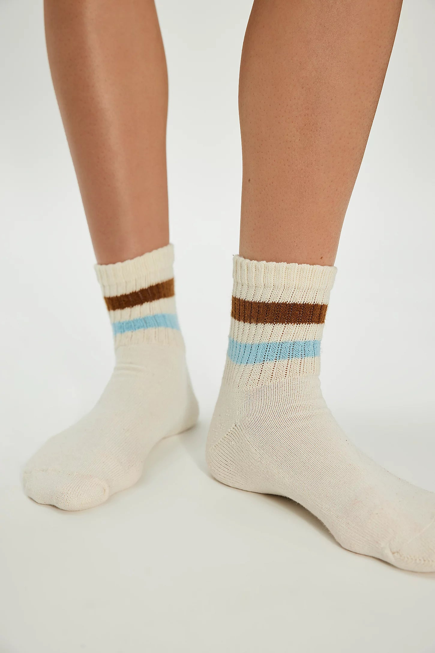 (Available 12/1) The Retro Stripe Quarter Crew Sock