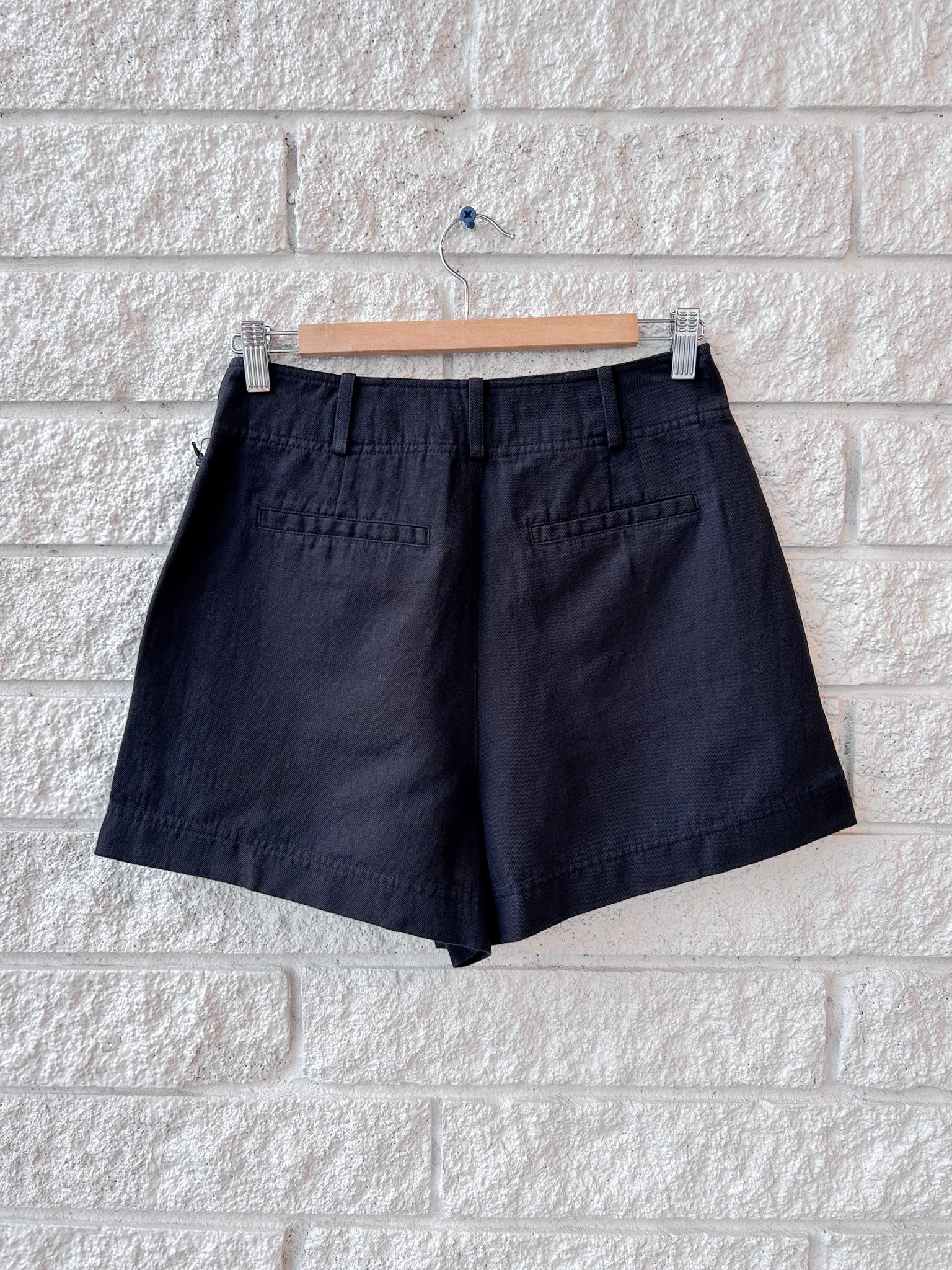 Short Bari Short
