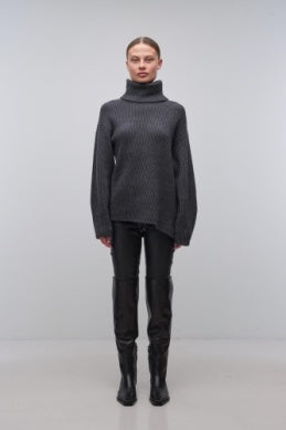 Rae High Rise Ankle Skinny
