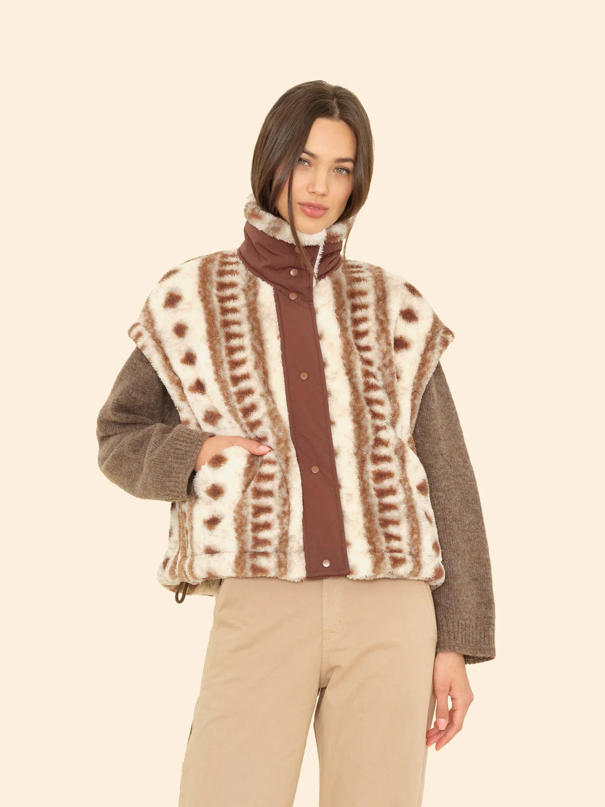 Ravena Vest